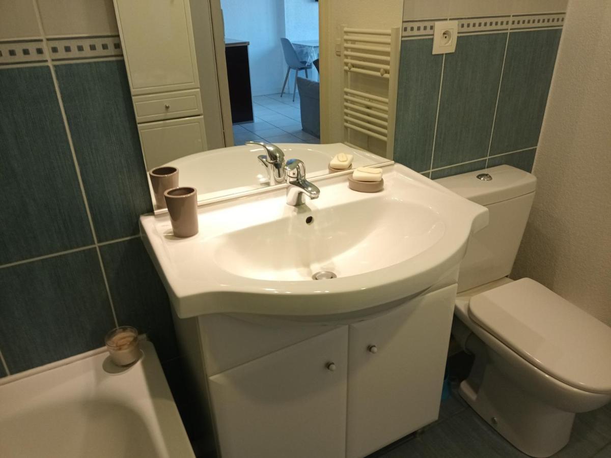 Calme T2 Avec Terrasse A Hendaye, Proche Plage - Fr-1-239-780 Eksteriør bilde